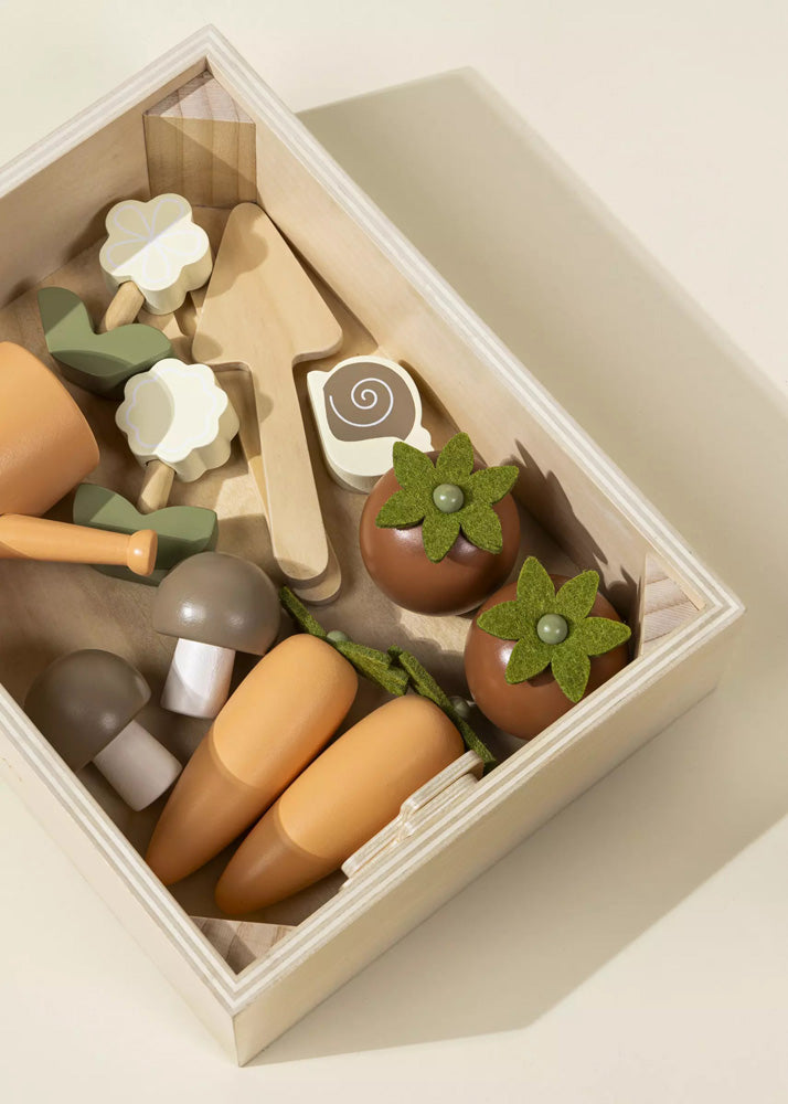 Coco Village Wooden Gardening Playset and Accessories - Image 12