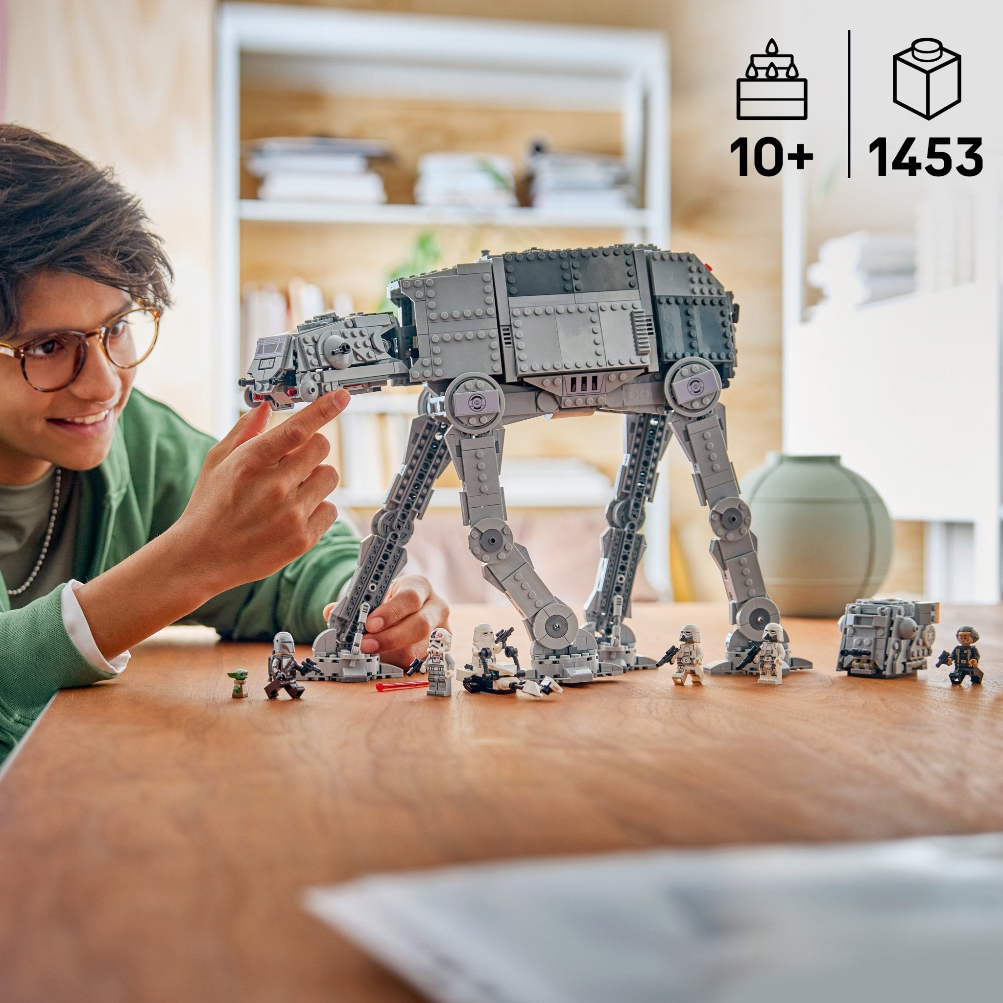 LEGO® Star Wars Imperial Remnant AT-AT with INT-4 75454 - Image 4